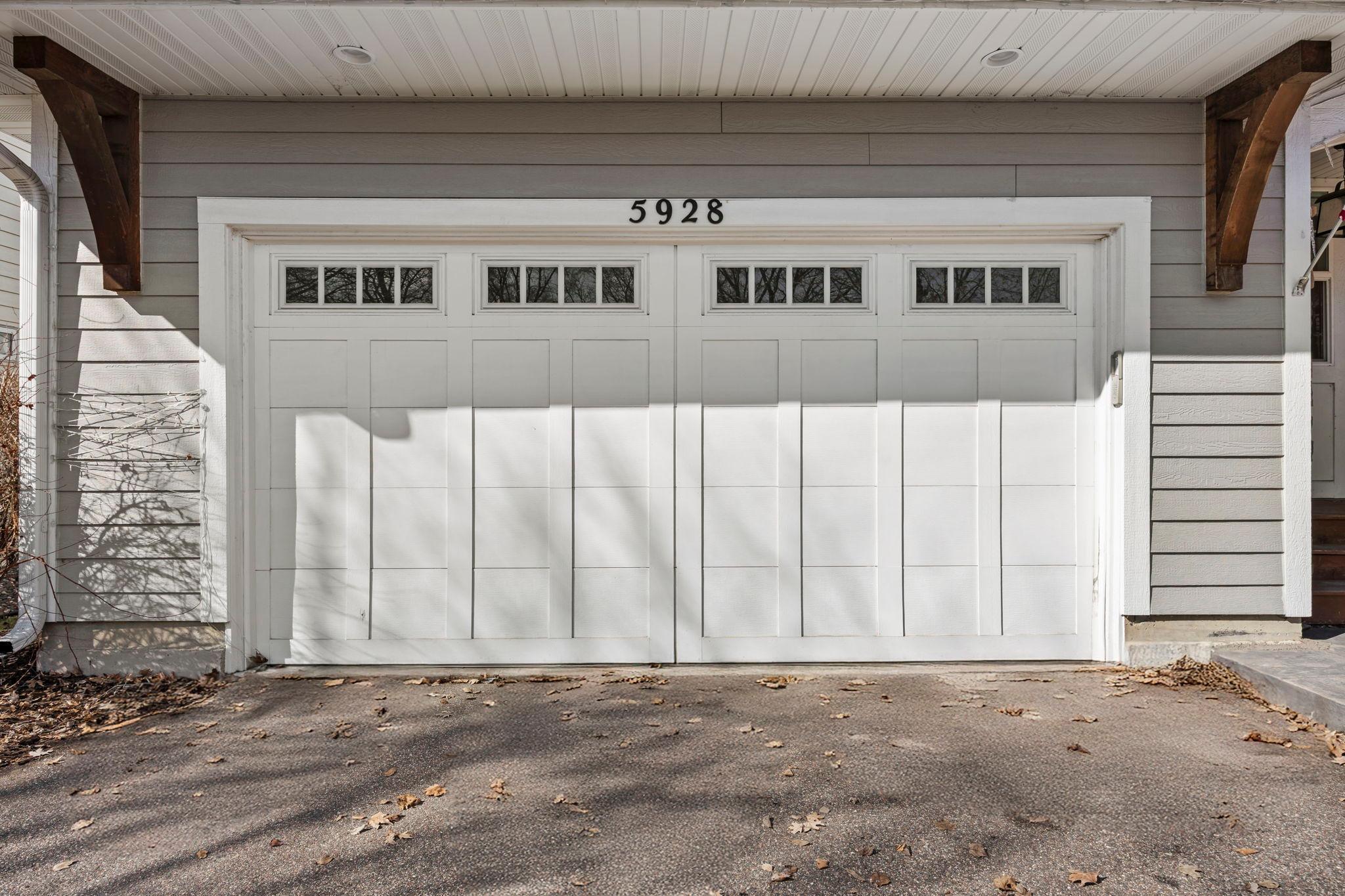 Edina, Minnesota, 55424, United States, 5 Bedrooms Bedrooms, ,4 BathroomsBathrooms,Residential,Active,2026782