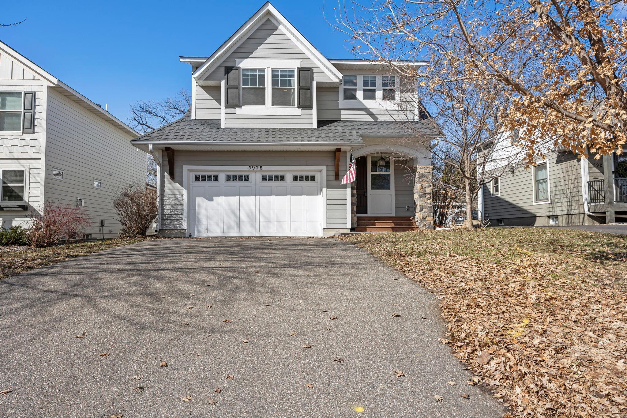 Edina, Minnesota, 55424, United States, 5 Bedrooms Bedrooms, ,4 BathroomsBathrooms,Residential,Active,2026782