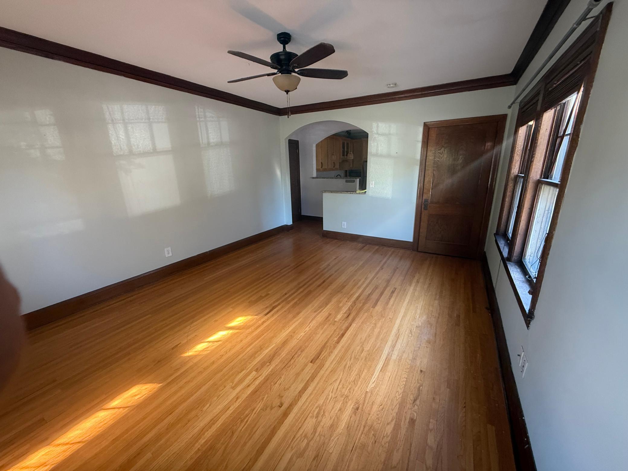 4315 Bryant Avenue S B102