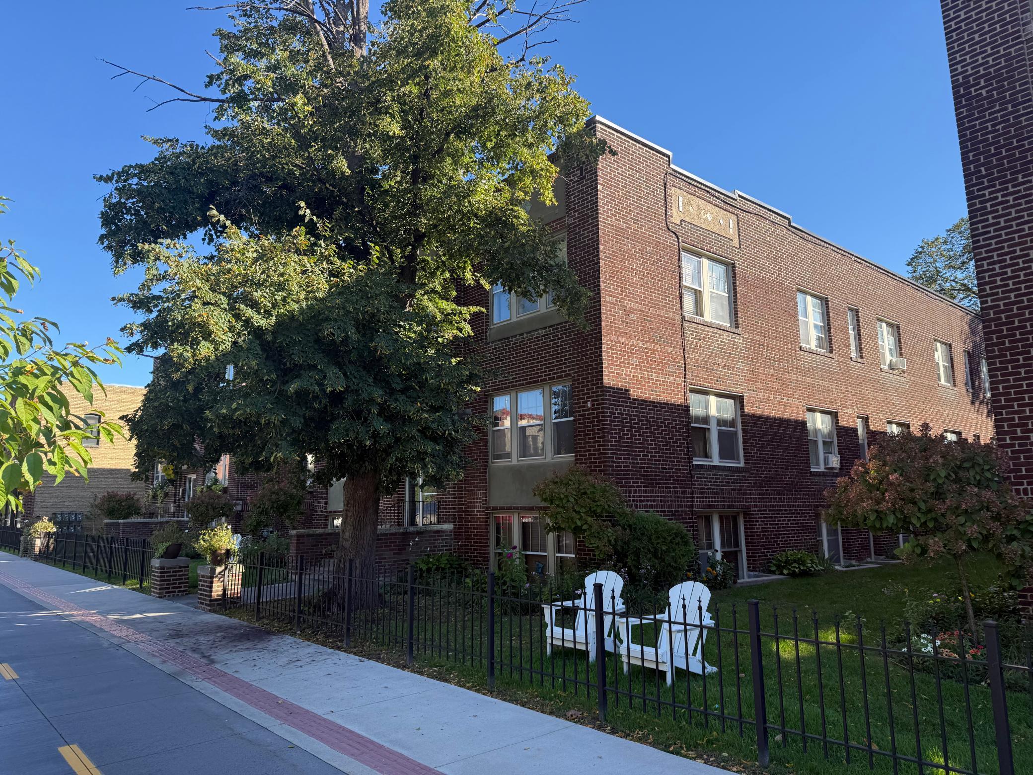 4315 Bryant Avenue S B102