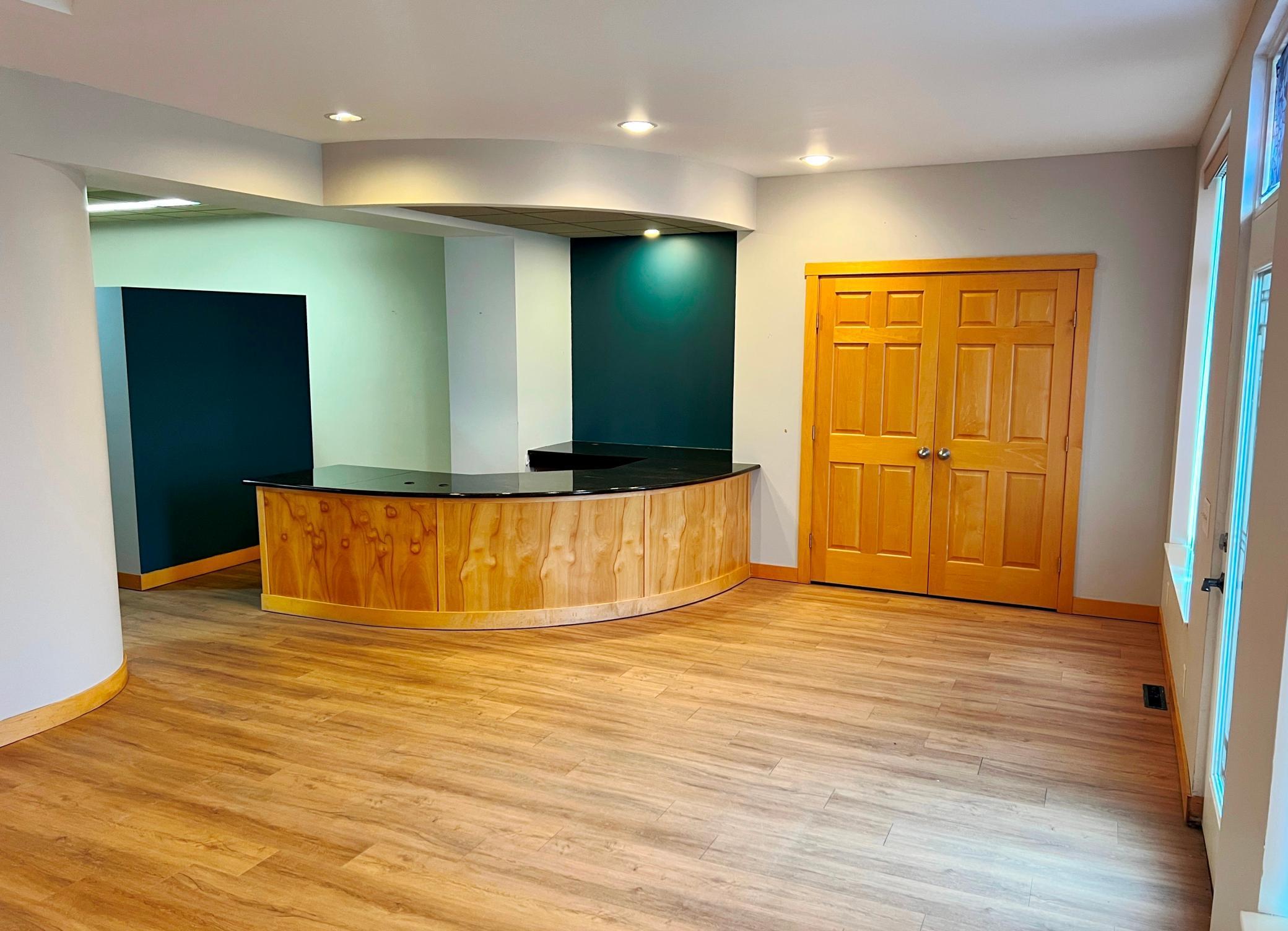 411 Front Street West Building