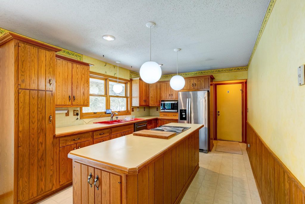 Photo of 7610 50th Street N, Lake Elmo, MN 55042 (MLS # 7004620)