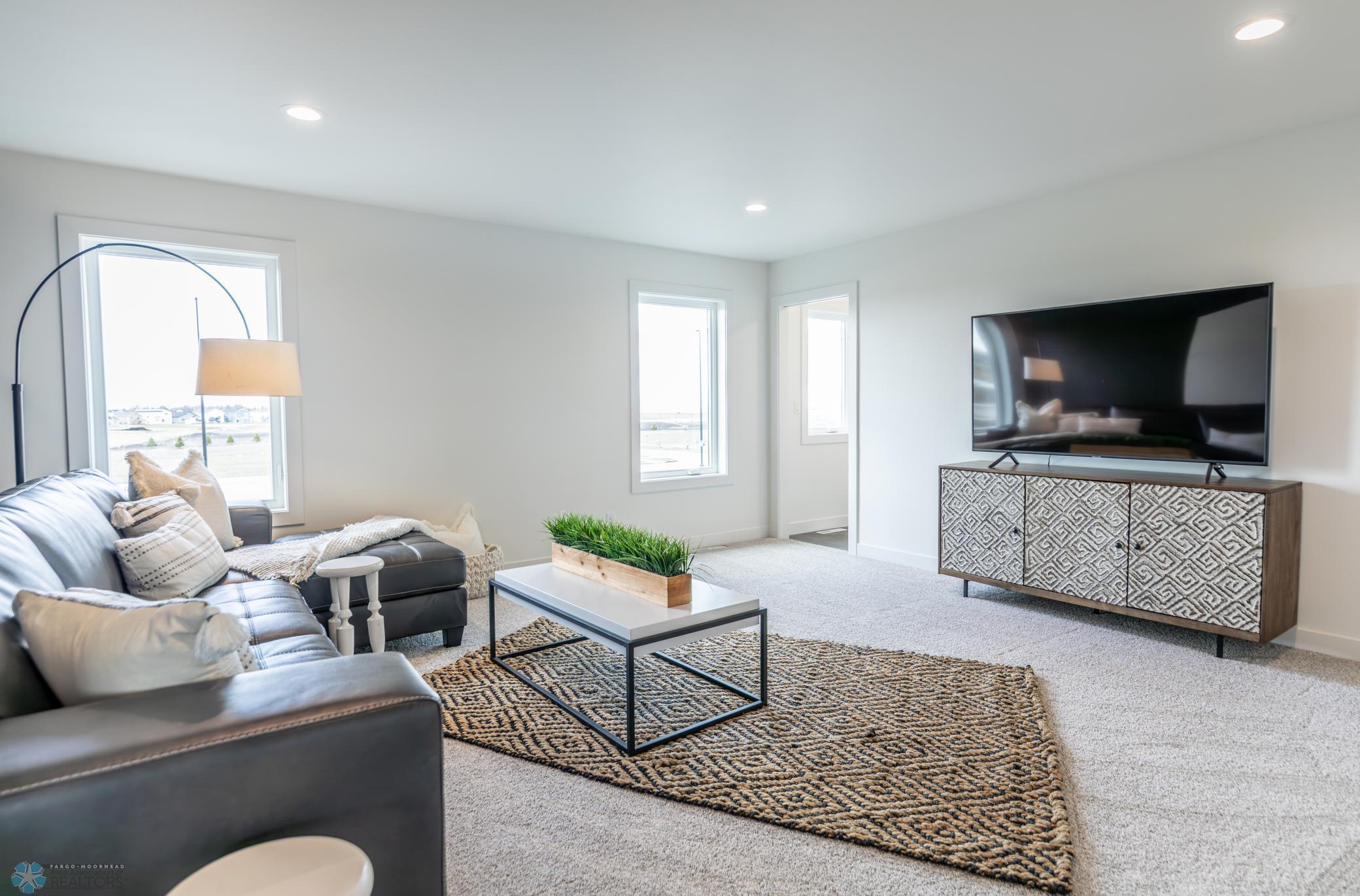 Horace, North Dakota 58047, United States, 3 Bedrooms Bedrooms, ,2 BathroomsBathrooms,Residential,Active,257278