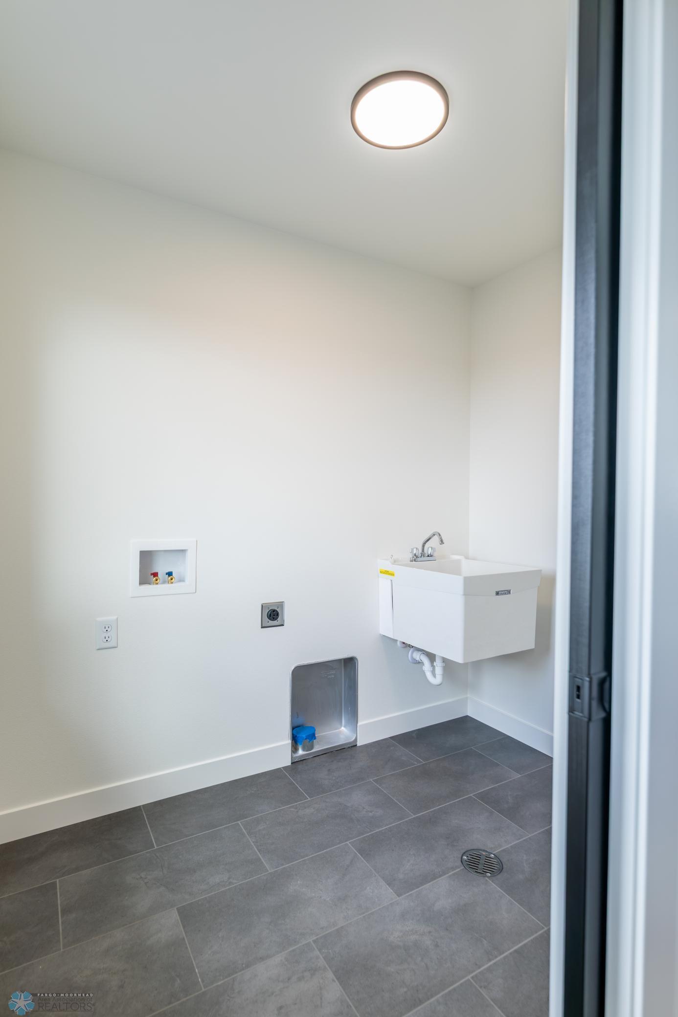 Horace, North Dakota 58047, United States, 3 Bedrooms Bedrooms, ,2 BathroomsBathrooms,Residential,Active,257278