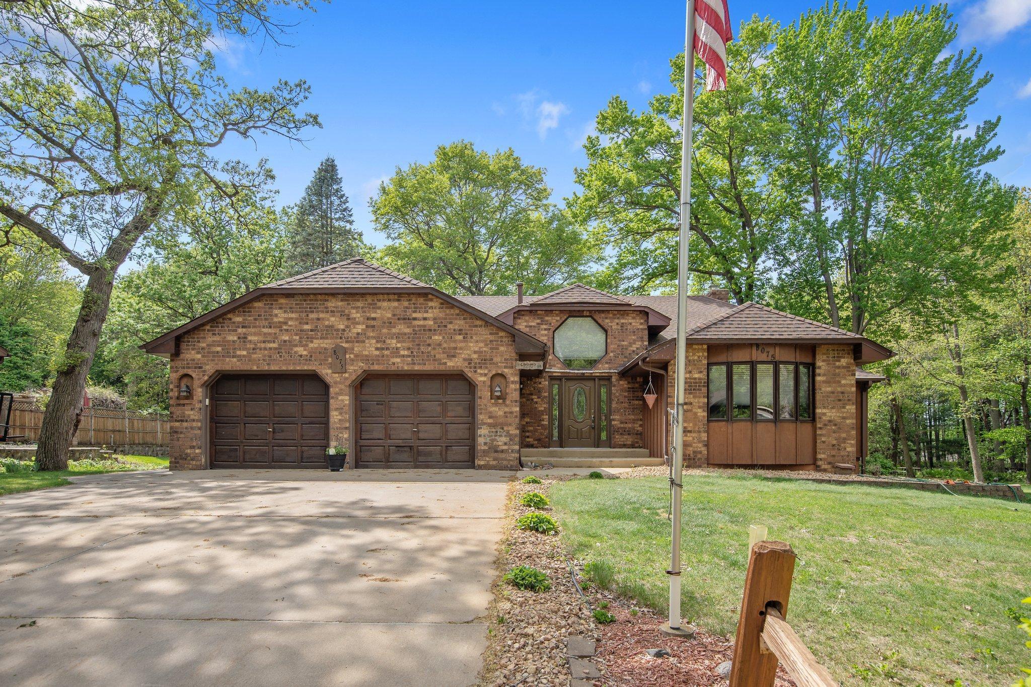 8075 Aenon Place