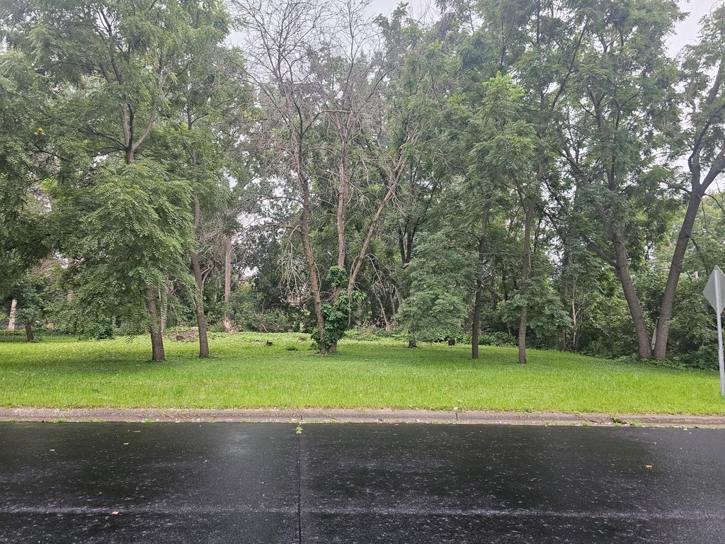 Photo of 822 Palm Court, North Saint Paul, MN 55109 (MLS # 7047639)