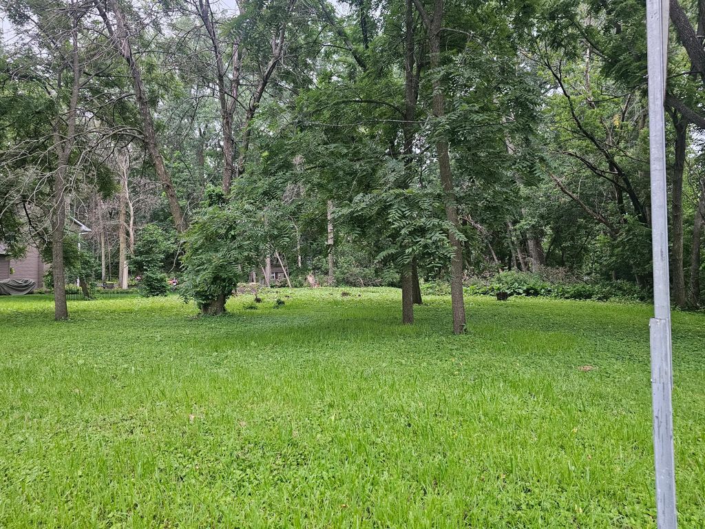 Photo of 822 Palm Court, North Saint Paul, MN 55109 (MLS # 7047639)