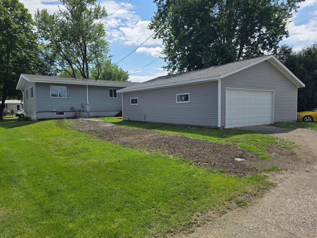 Photo of 510 Arnold Street, West Concord, MN 55985 (MLS # 7083942)