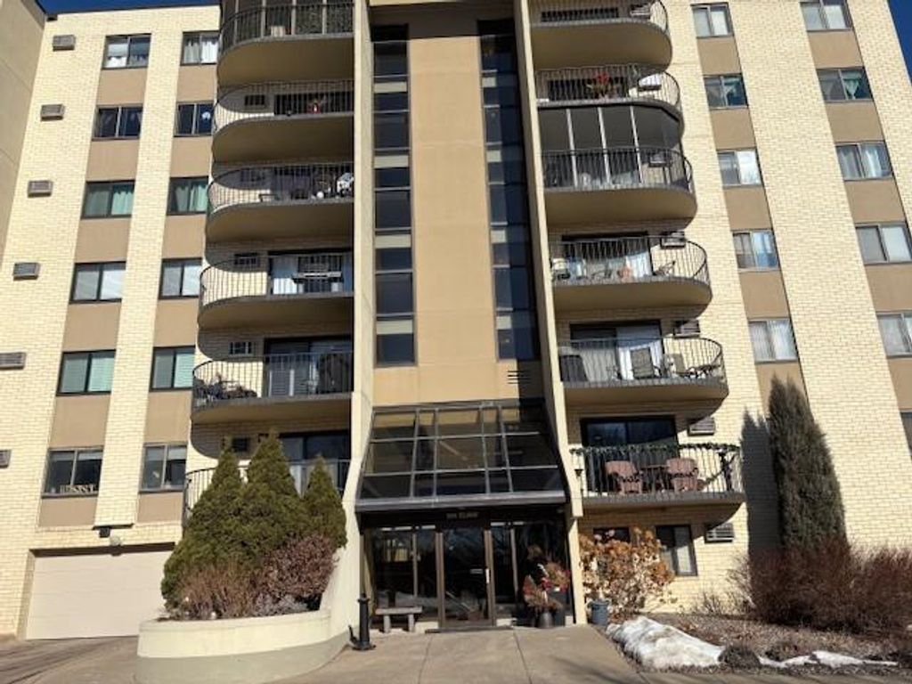 Photo of 4340 Halifax Avenue N, Robbinsdale, MN 55422 (MLS # 7000958)