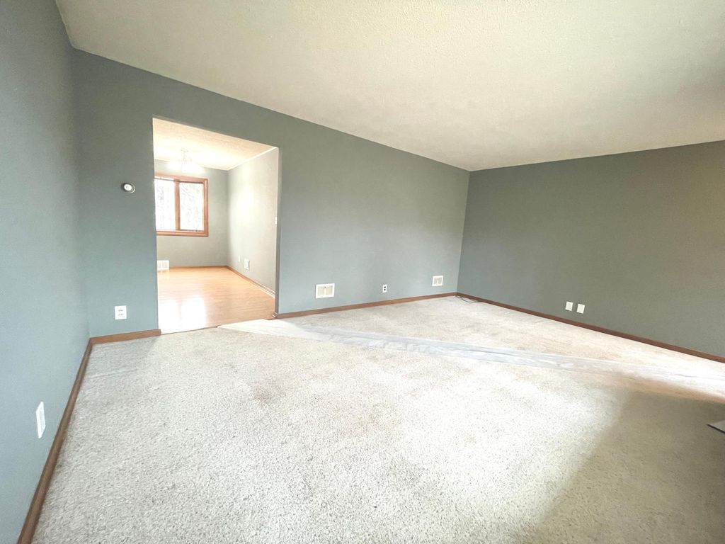 Photo of 1103 Amelia Avenue, Albert Lea, MN 56007 (MLS # 7054589)