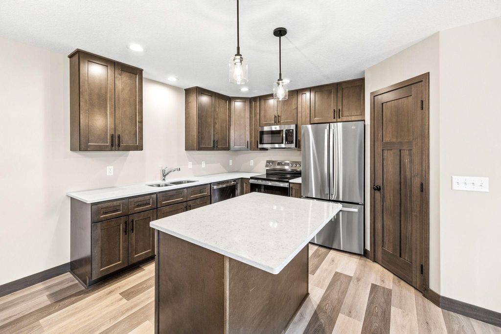 Photo of 800 Texas Avenue NW, Hutchinson, MN 55350 (MLS # 7038293)