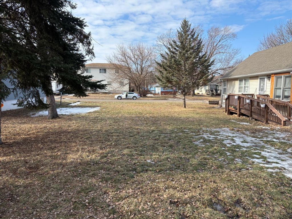 Photo of 5418 Girard Avenue N, Brooklyn Center, MN 55430 (MLS # 7030189)