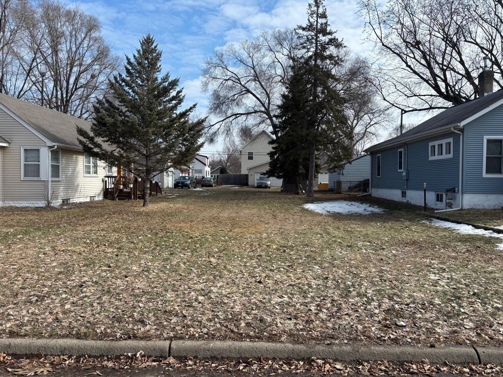 Photo of 5418 Girard Avenue N, Brooklyn Center, MN 55430 (MLS # 7030189)