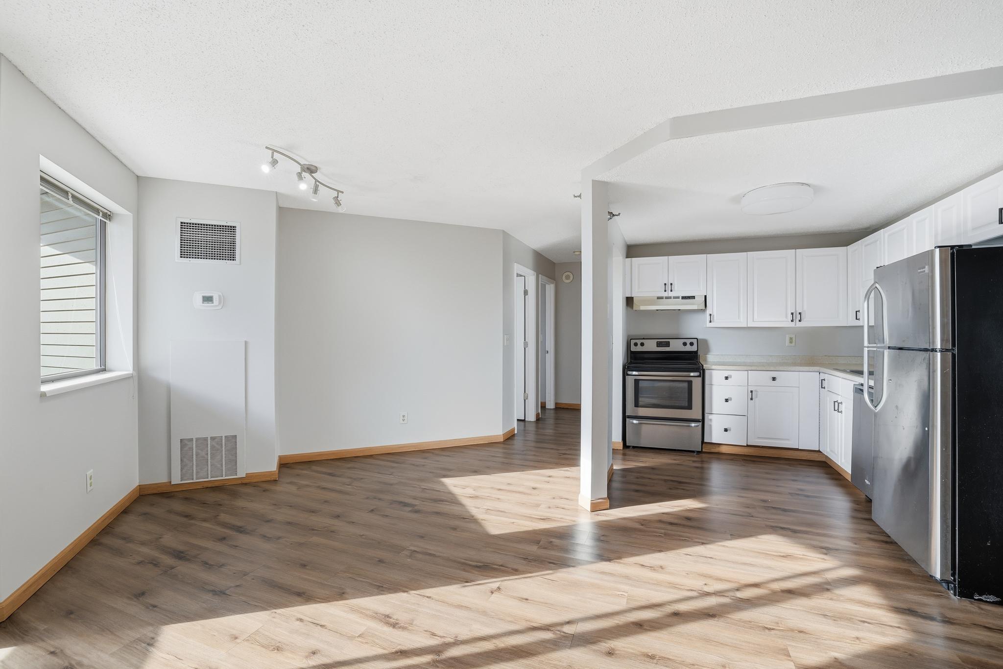 78 10th Street E 1802