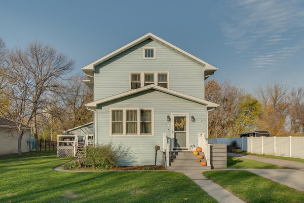 28 FRANCIS ST, WEST FARGO, ND 58078 - Image c86d2ef984f61ffe1a8068f7f4cdc05b/2325114189