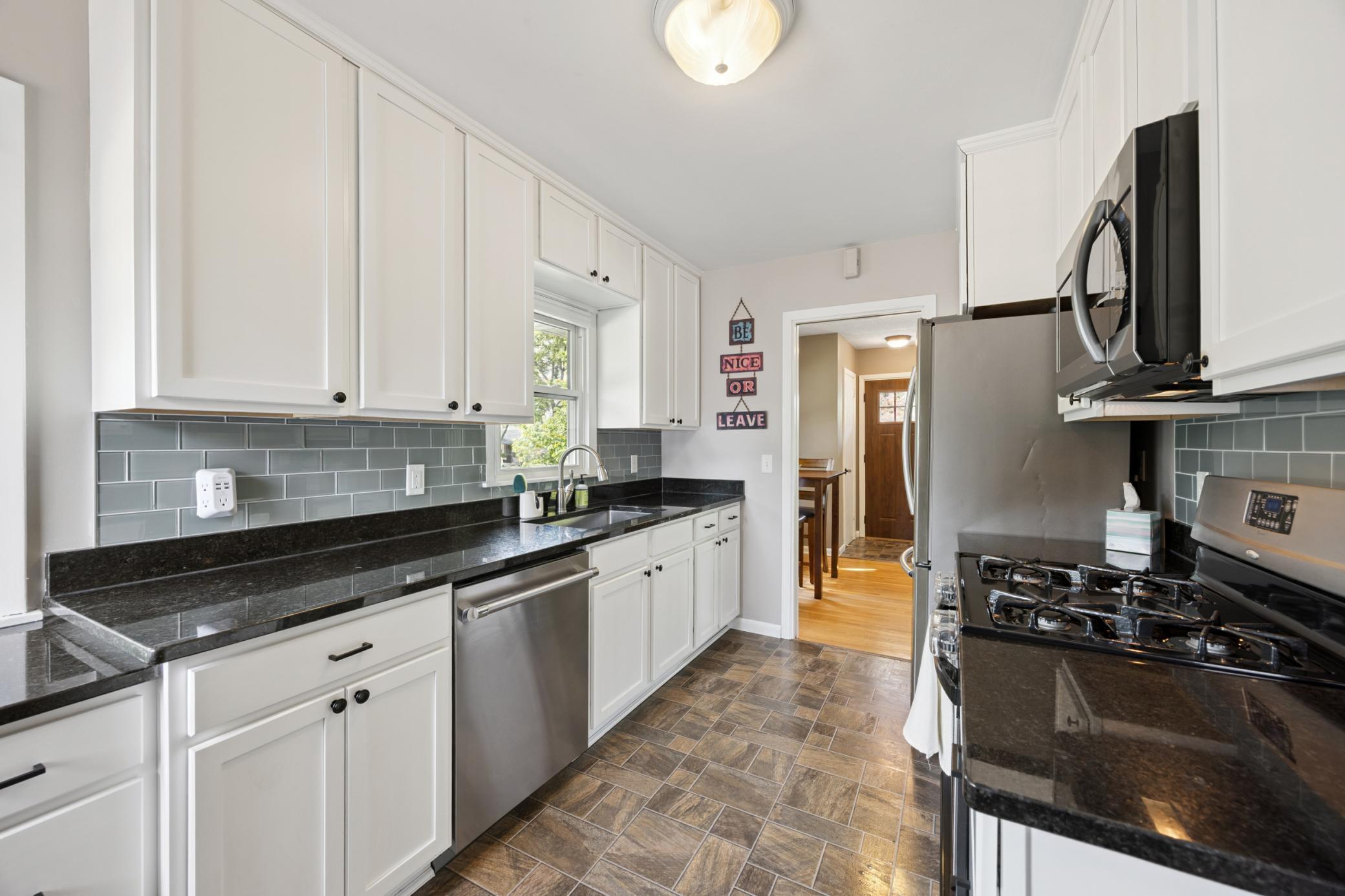 1651 Oregon Avenue S