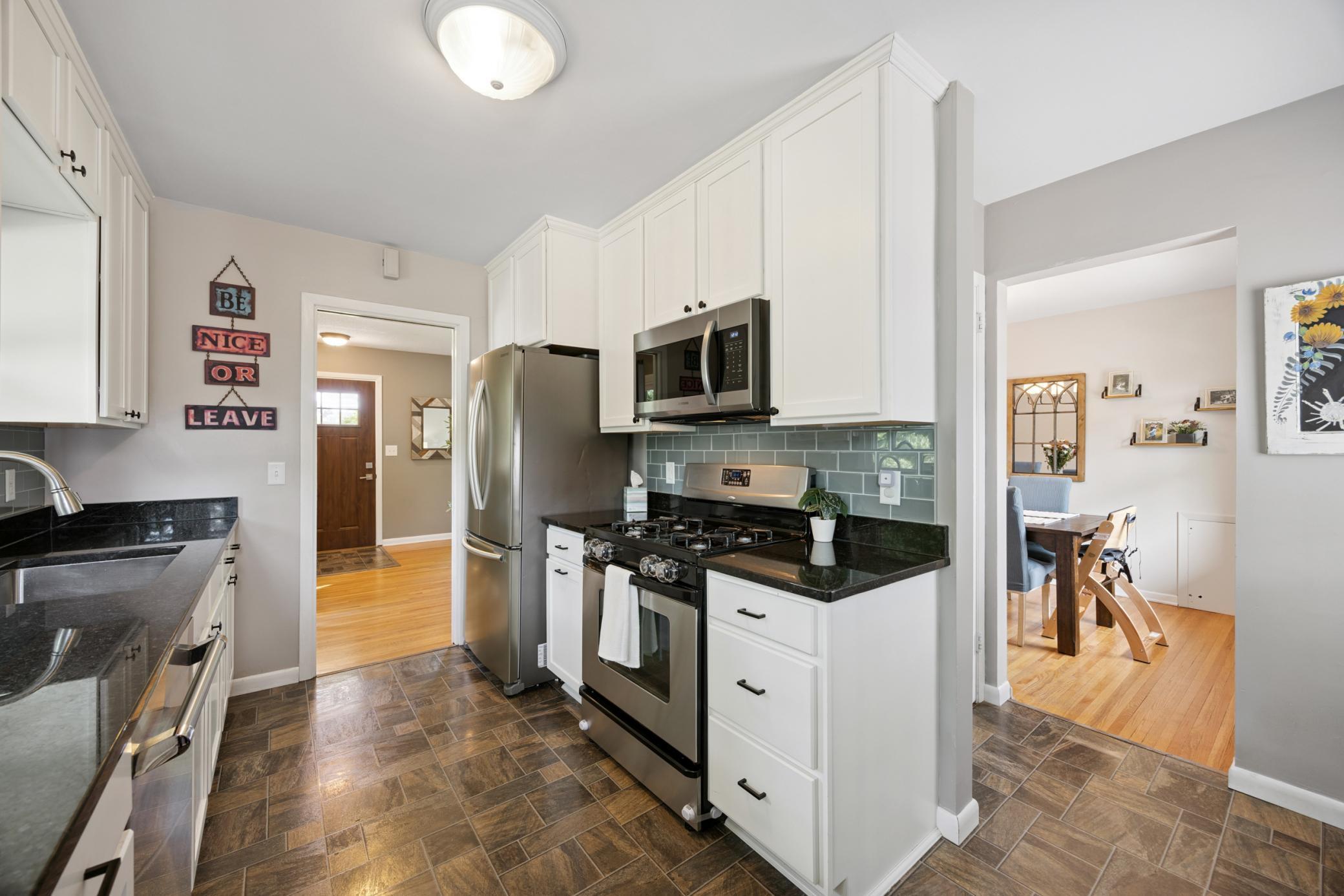 1651 Oregon Avenue S