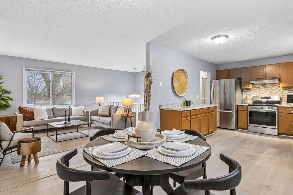 Photo of 7852 Rimbley Road, Woodbury, MN 55125 (MLS # 7024594)