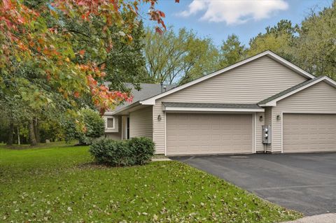 12760 Falcon Court N Hugo MN 55110