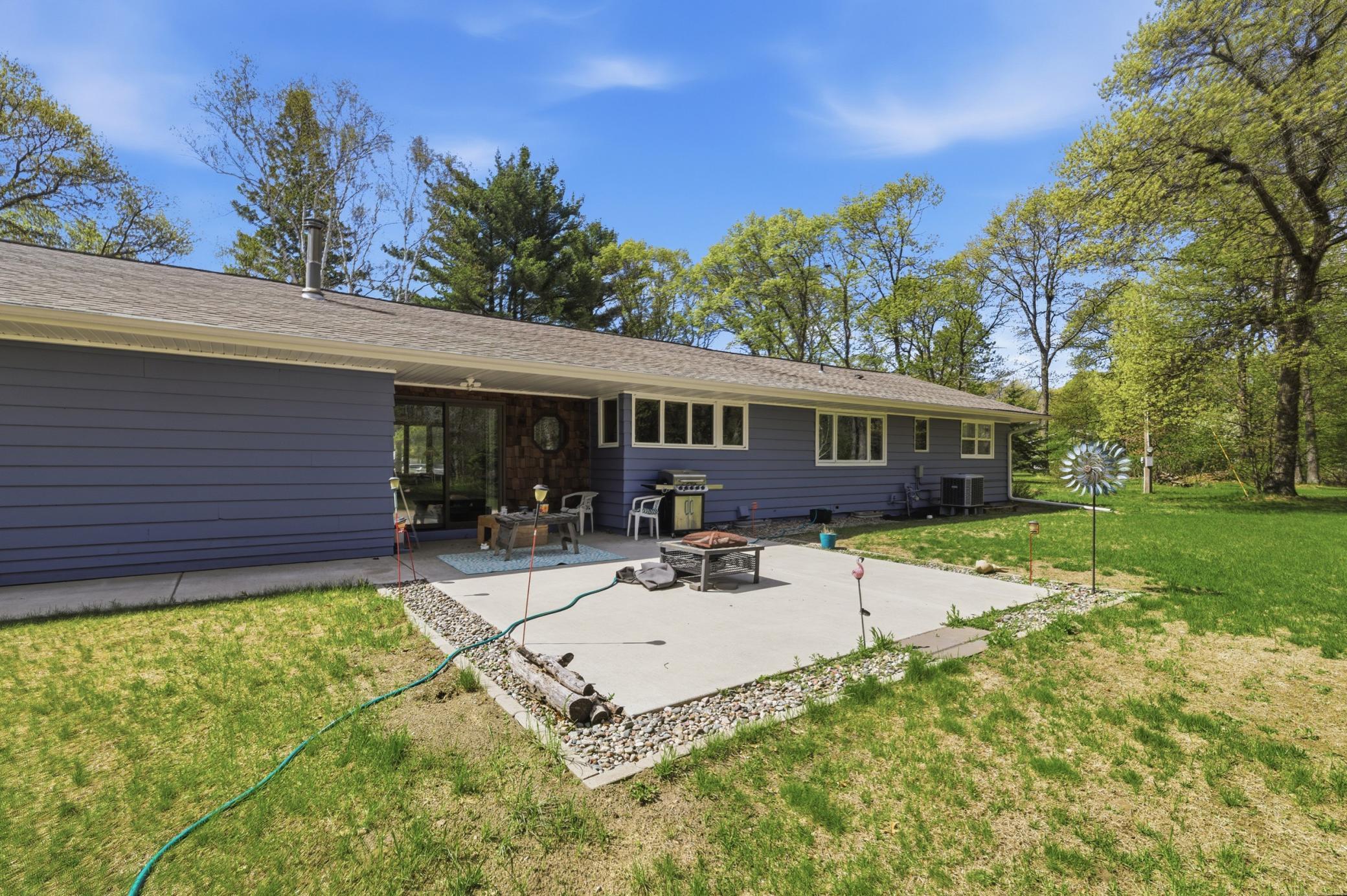 6458 Clearwater Road