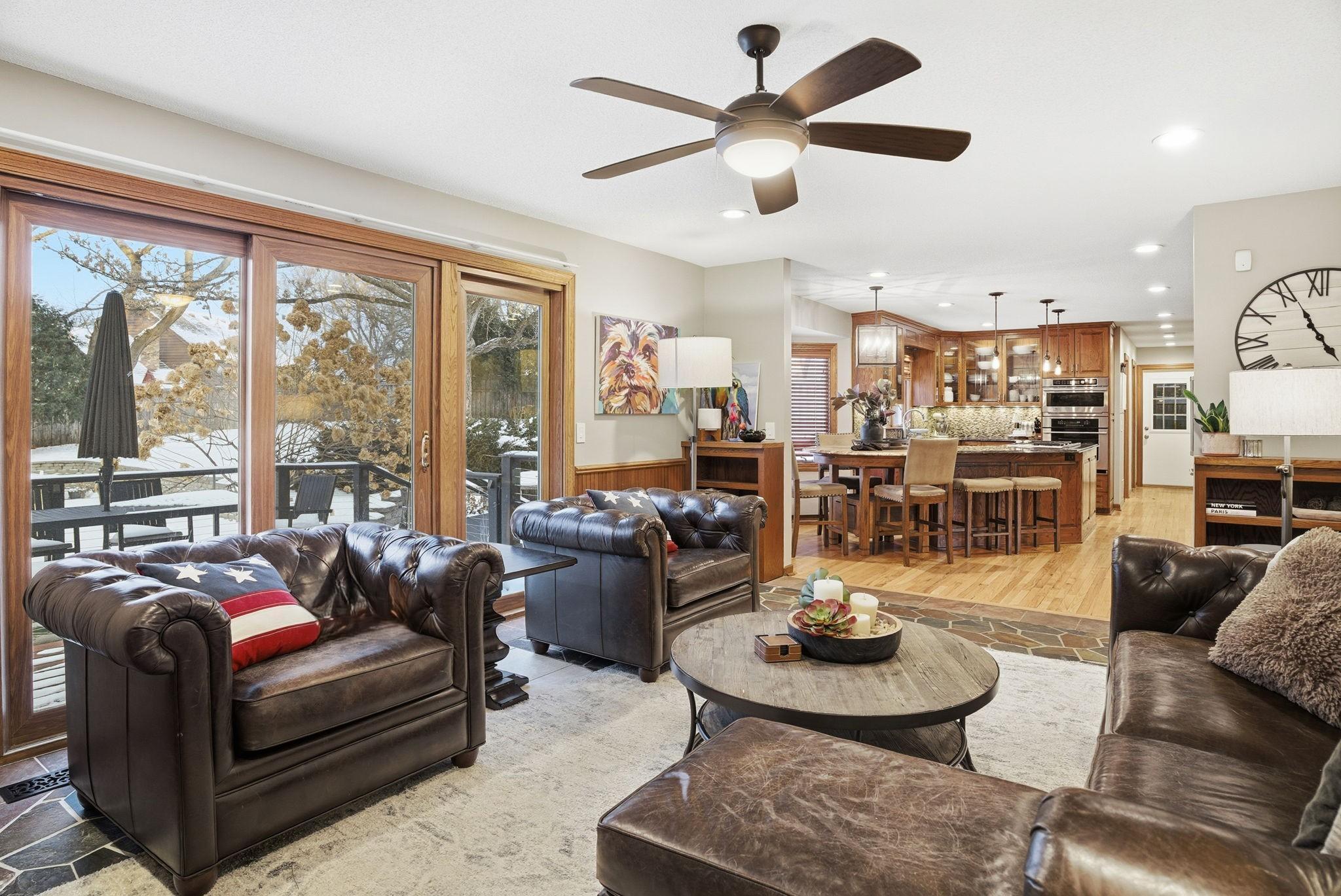 5500 River Bluff Curve