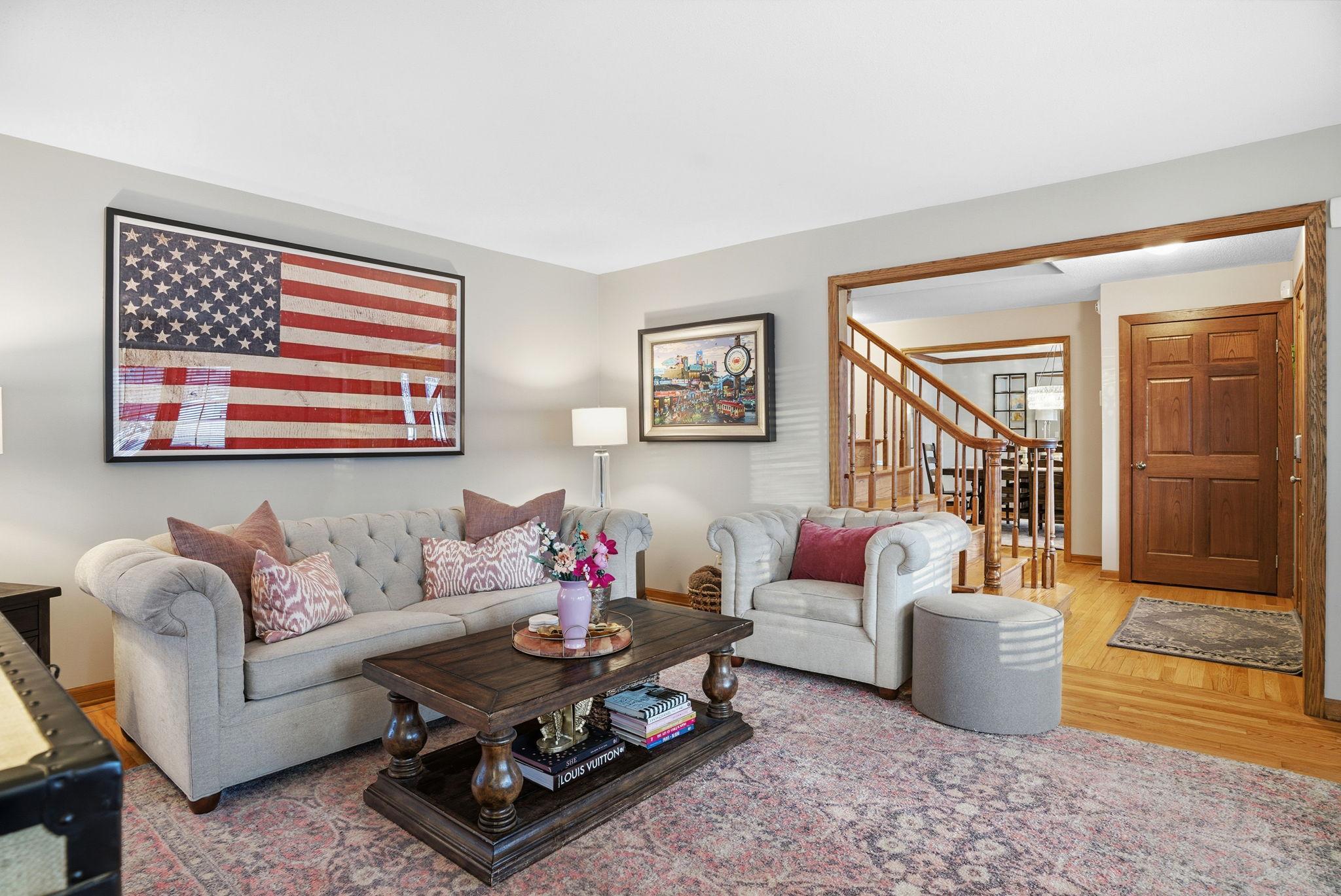 5500 River Bluff Curve