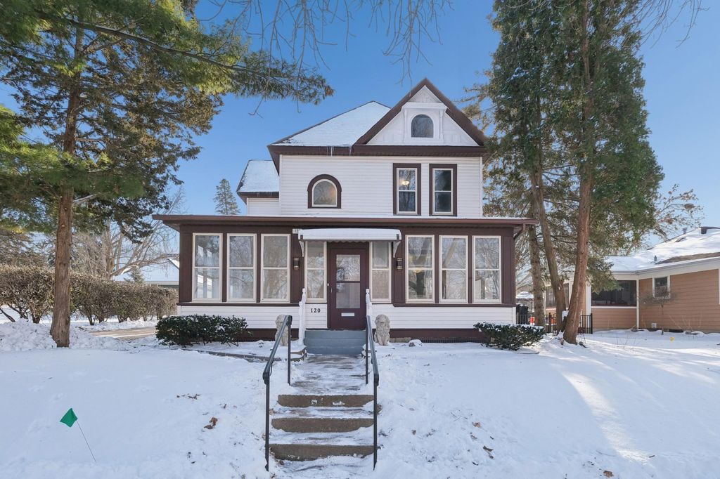 Photo of 120 4th Avenue E, Shakopee, MN 55379 (MLS # 7006672)