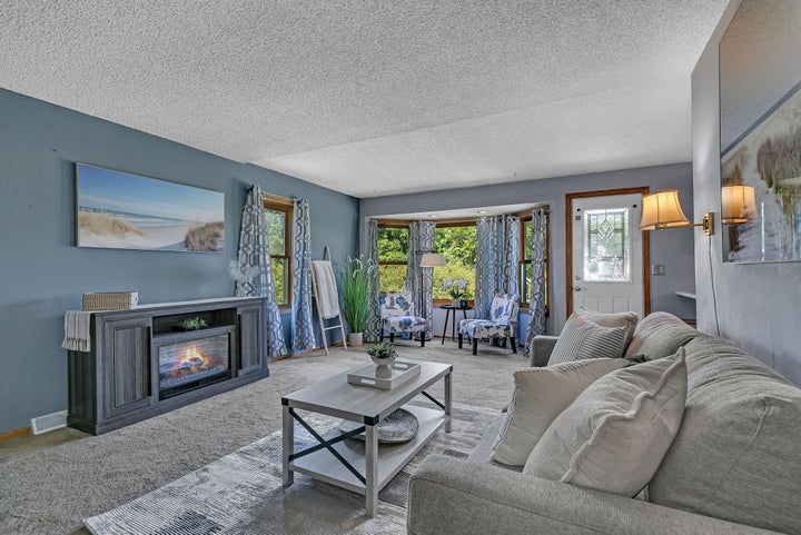Photo 1 of 26 — 2304 County Road 74, Saint Cloud, MN 56301