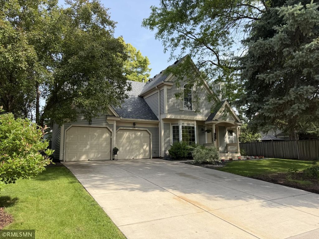 Photo of 4425 Oakmede Lane, White Bear Twp, MN 55110 (MLS # 7100906)
