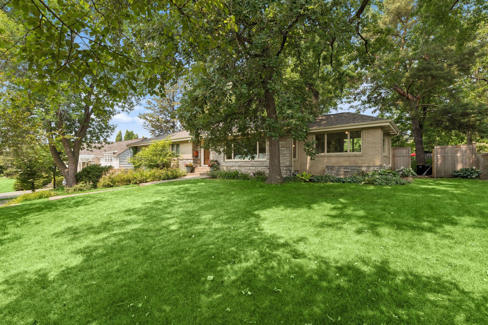 2237 Edgcumbe Road