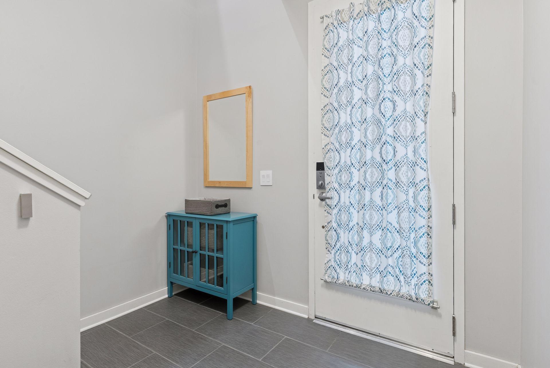 209 8th Street E 201