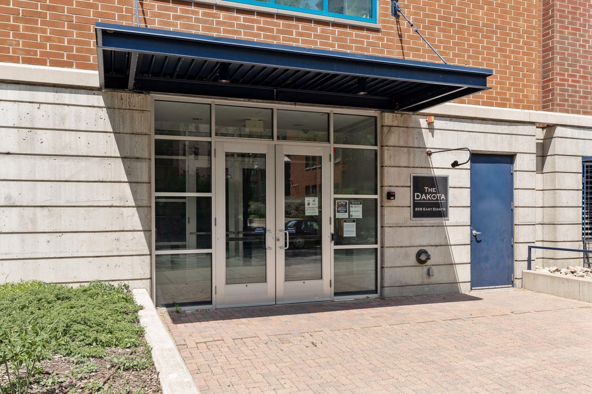 209 8th Street E 201