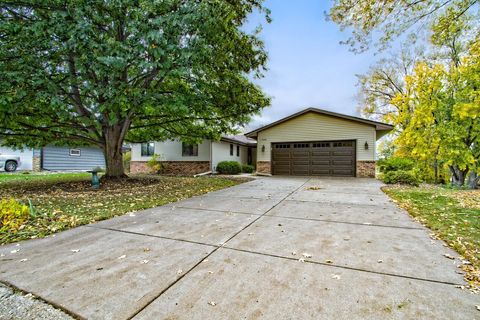 3155 21st Lane NW New Brighton MN 55112