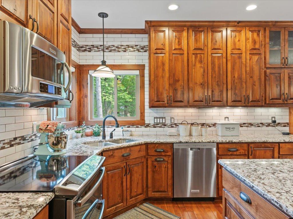 5877 County Road 13
