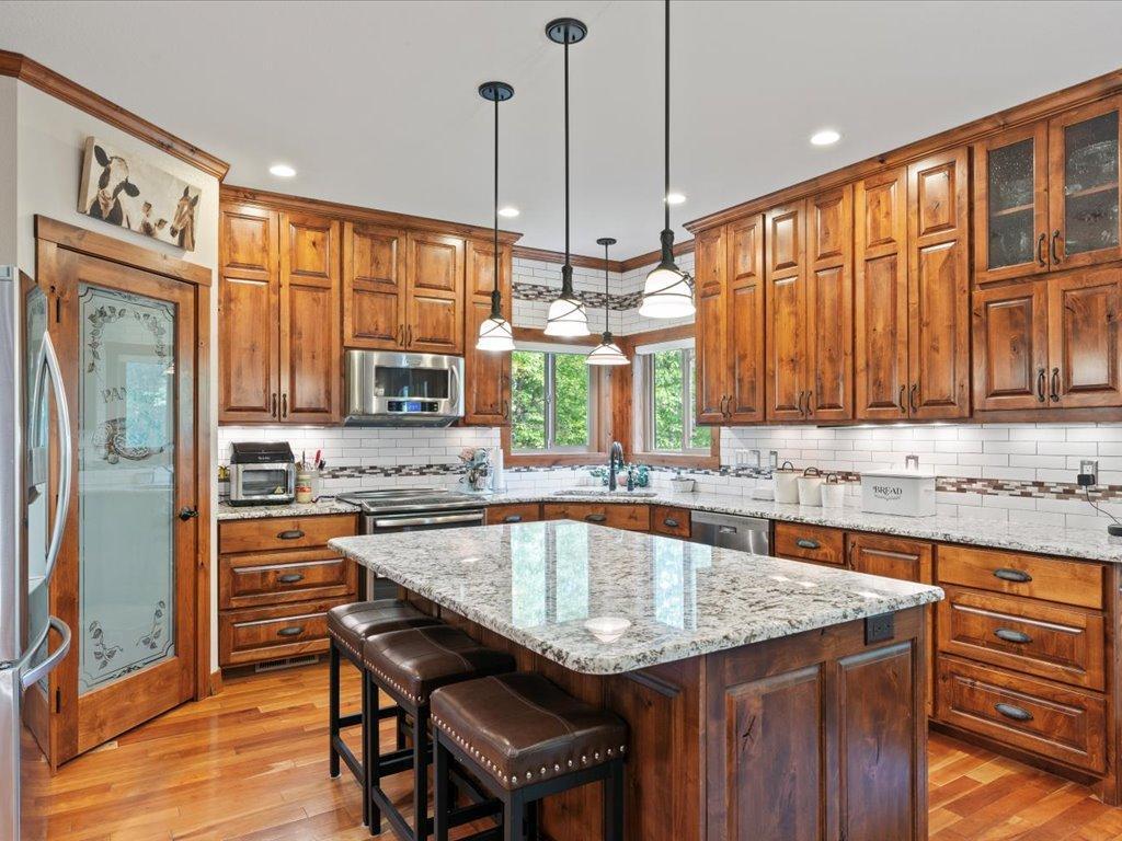 5877 County Road 13