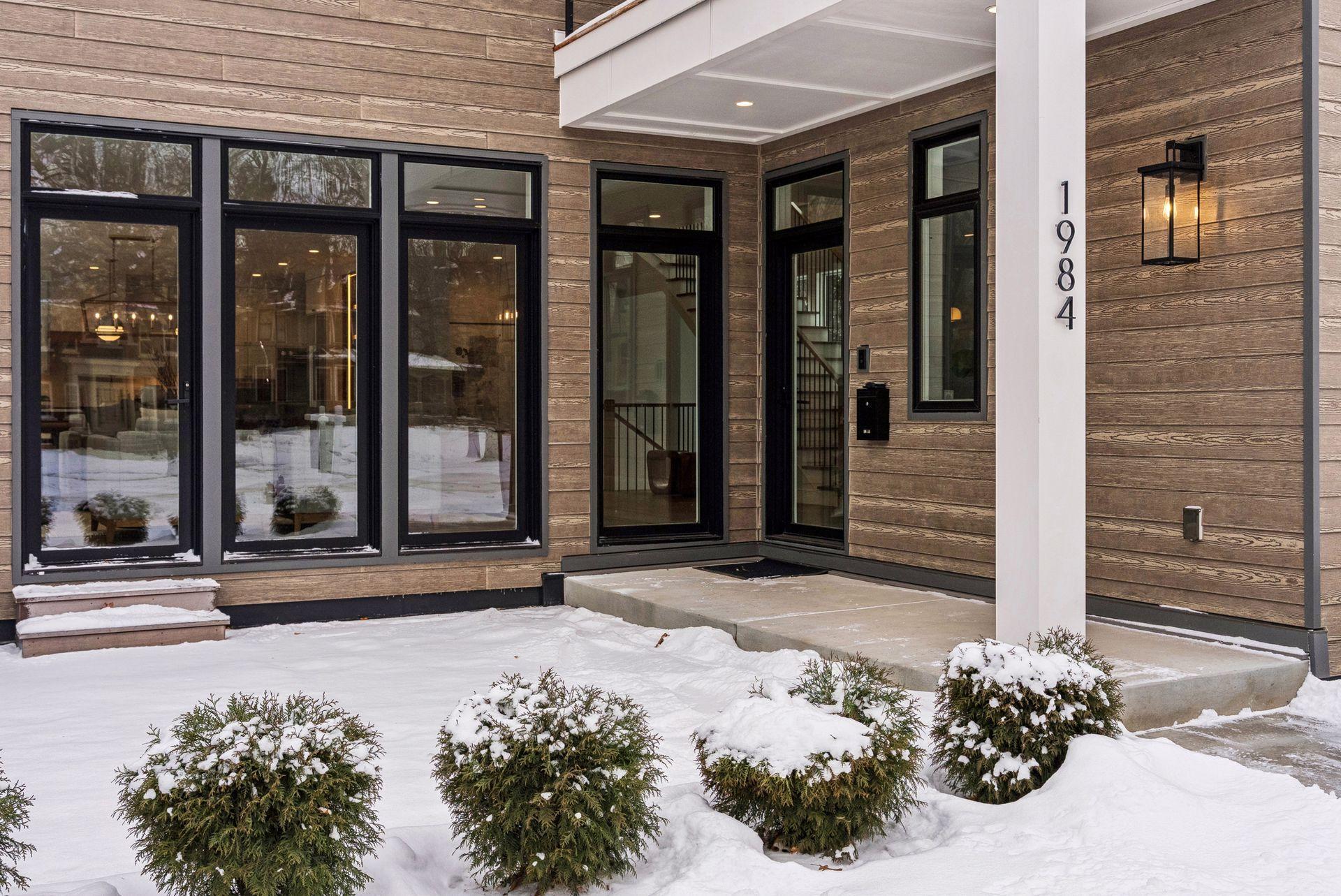 1984 Kenwood Parkway