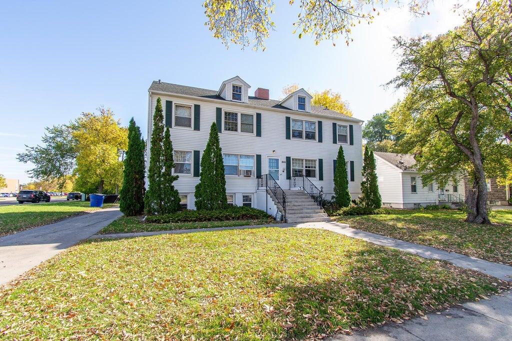 Photo of 808 11th Street N, Moorhead, MN 56560 (MLS # 7157218)
