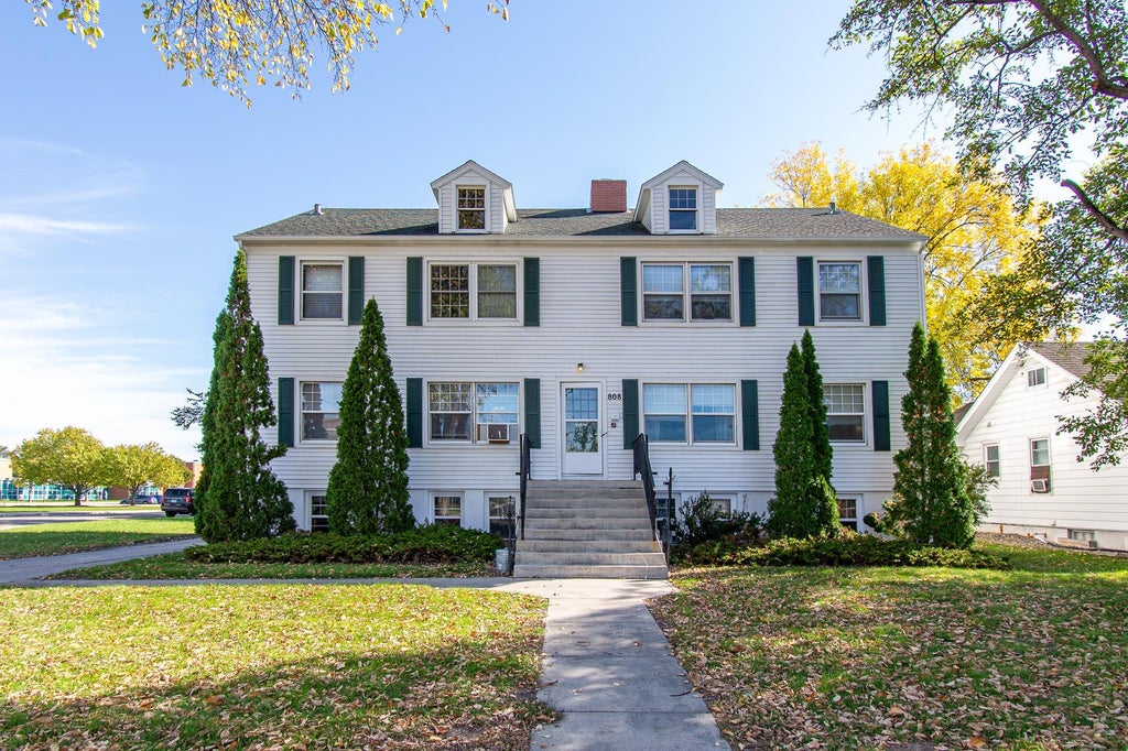 Photo of 808 11th Street N, Moorhead, MN 56560 (MLS # 7157218)