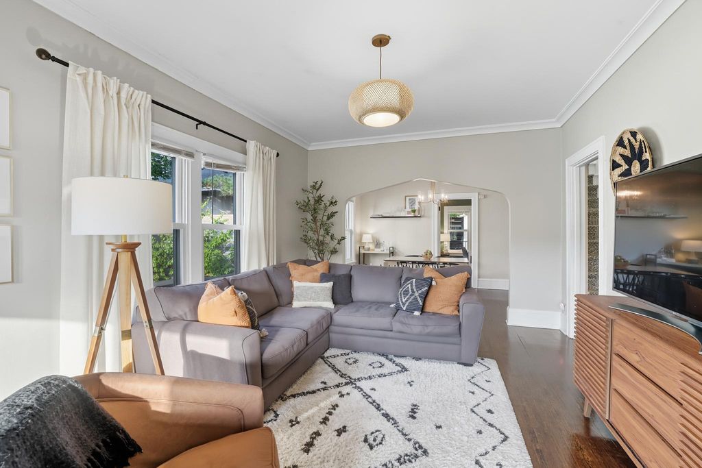 Photo of 5509 2nd Avenue S, Minneapolis, MN 55419 (MLS # 7002157)