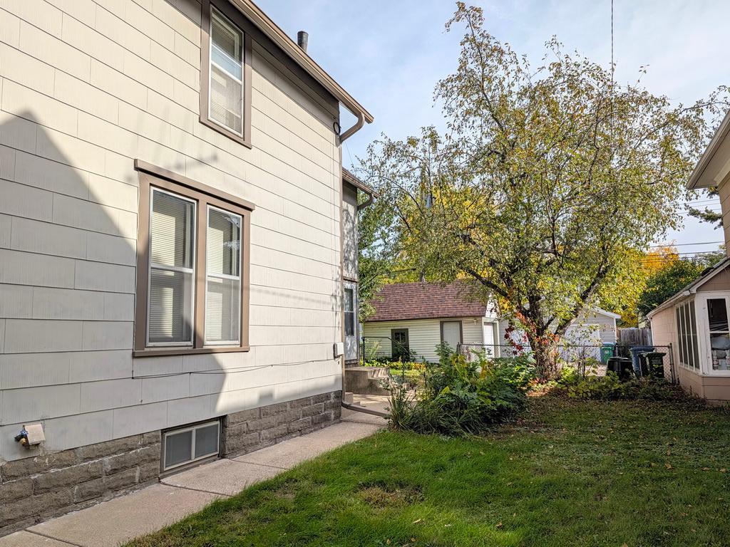 743 Fillmore Street NE