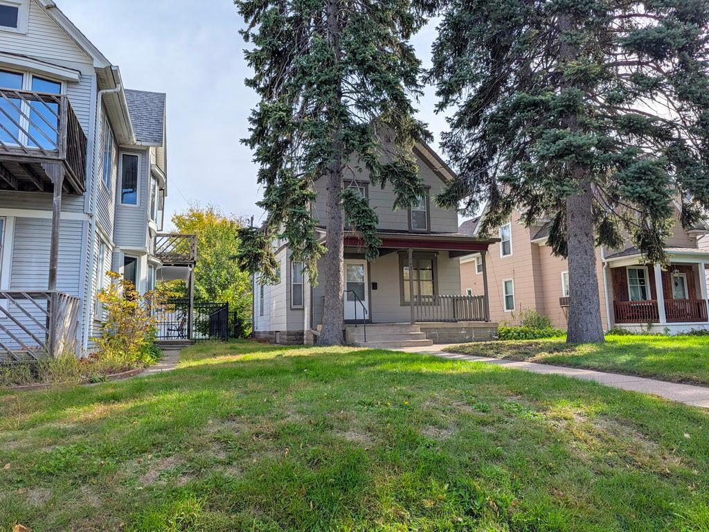 743 Fillmore Street NE