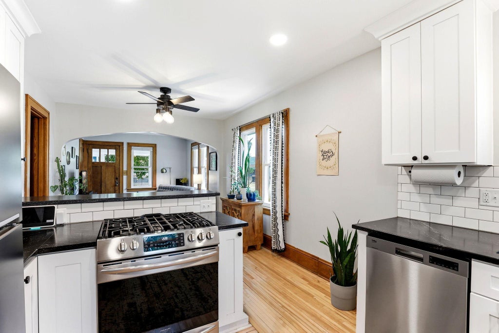 Photo of 3040 19th Avenue S, Minneapolis, MN 55407 (MLS # 7099220)
