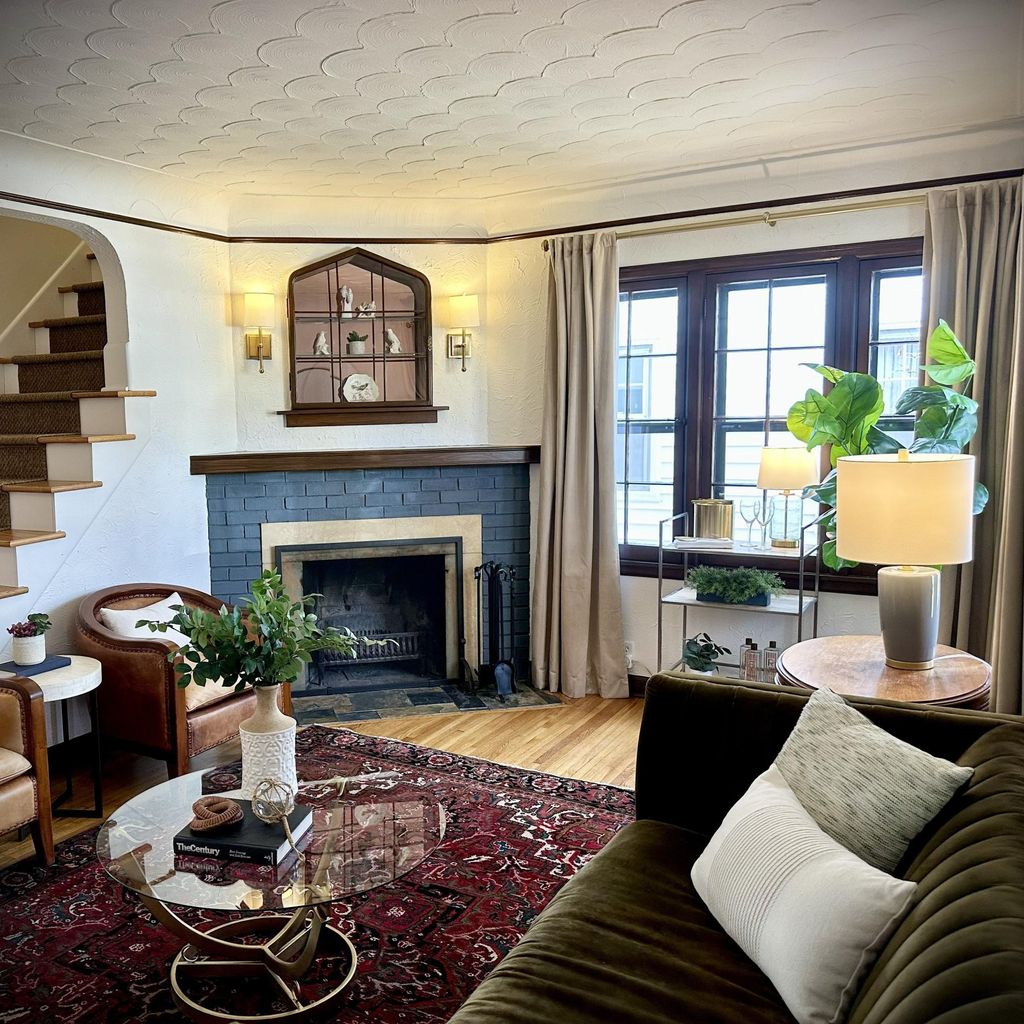 Photo of 1132 Iowa Avenue W, Saint Paul, MN 55108 (MLS # 7040380)