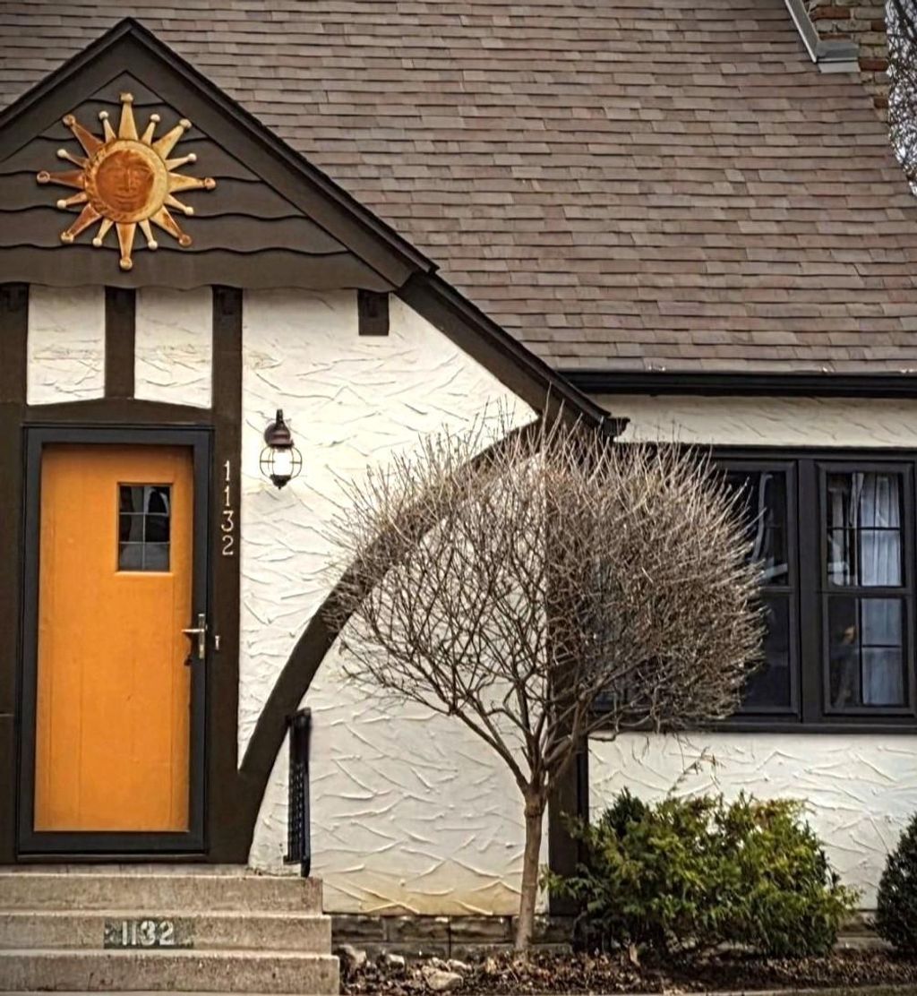 Photo of 1132 Iowa Avenue W, Saint Paul, MN 55108 (MLS # 7040380)