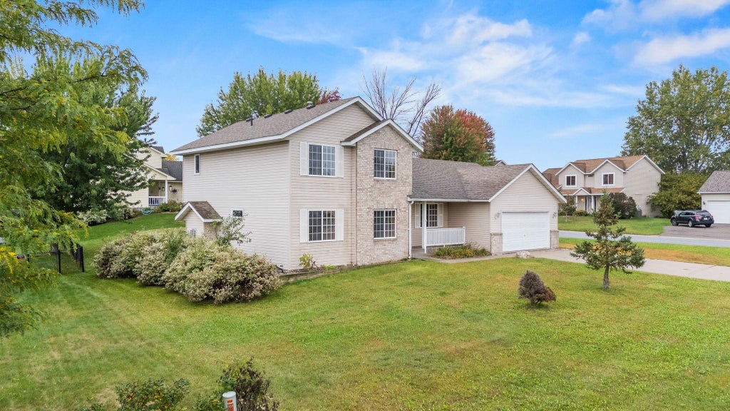 Photo of 400 Durango Drive, Roberts, WI 54023 (MLS # 7150947)
