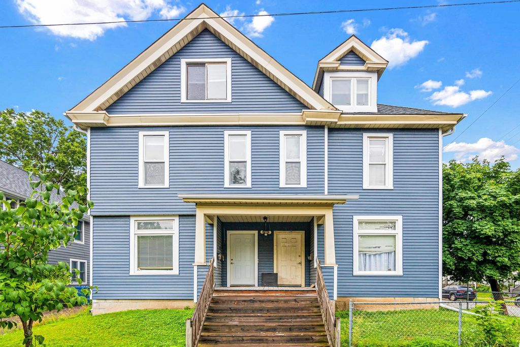 Photo of 2121 13th Avenue S, Minneapolis, MN 55404 (MLS # 7105569)