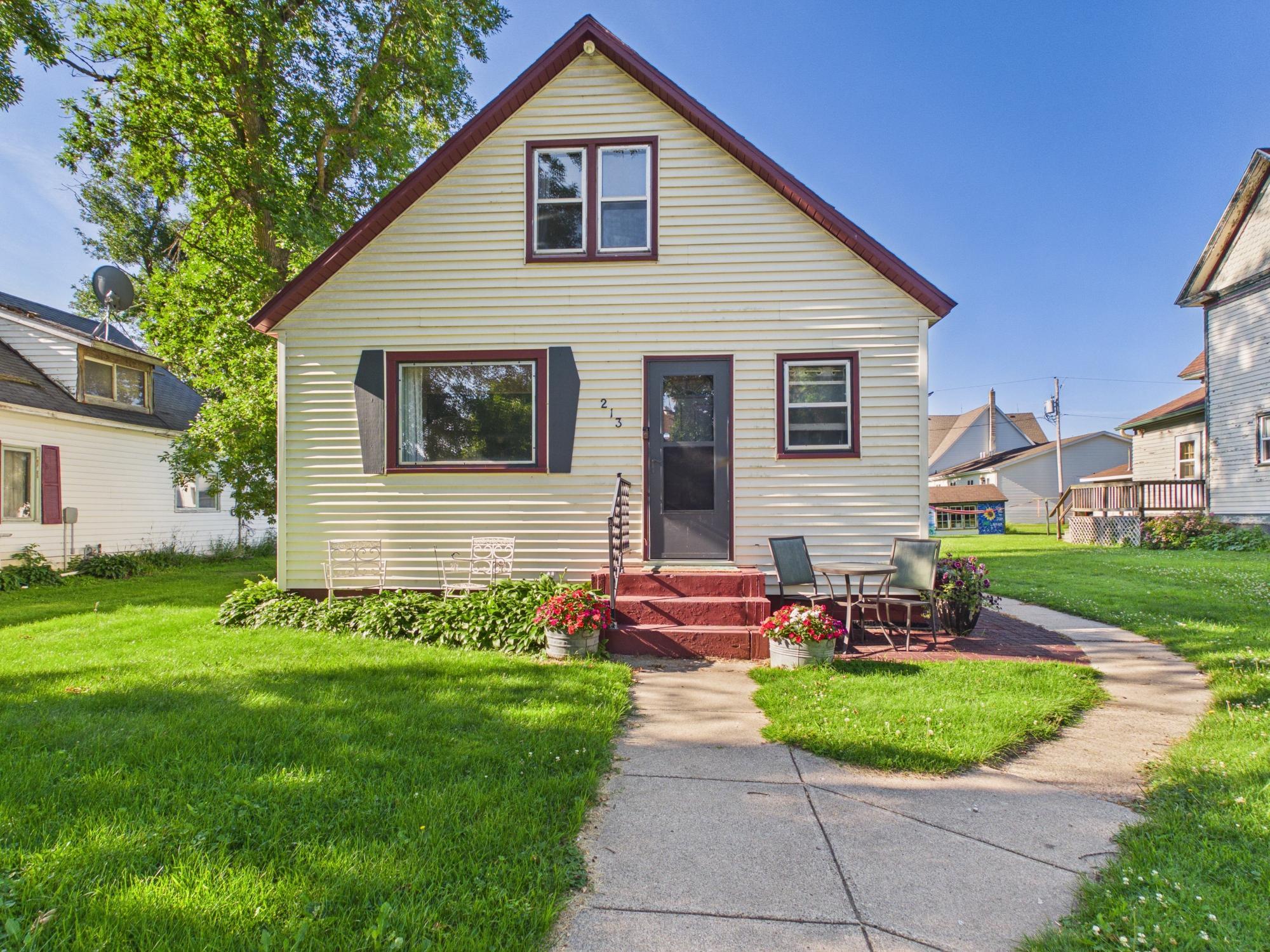 213 E 4th Street