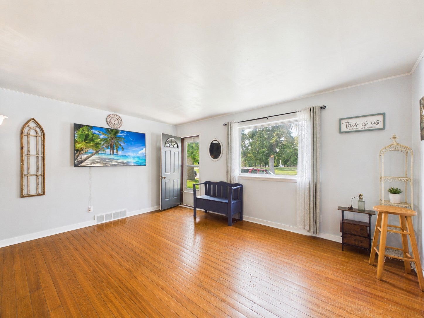 213 E 4th Street