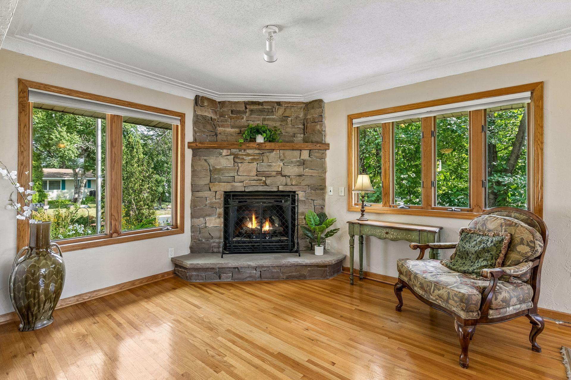 12718 Dupont Avenue S