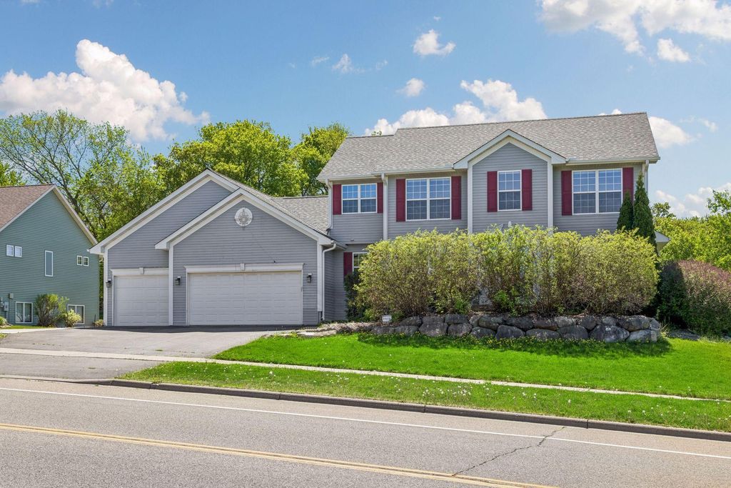 Photo of 16267 Griffon Trail, Lakeville, MN 55044 (MLS # 7060703)